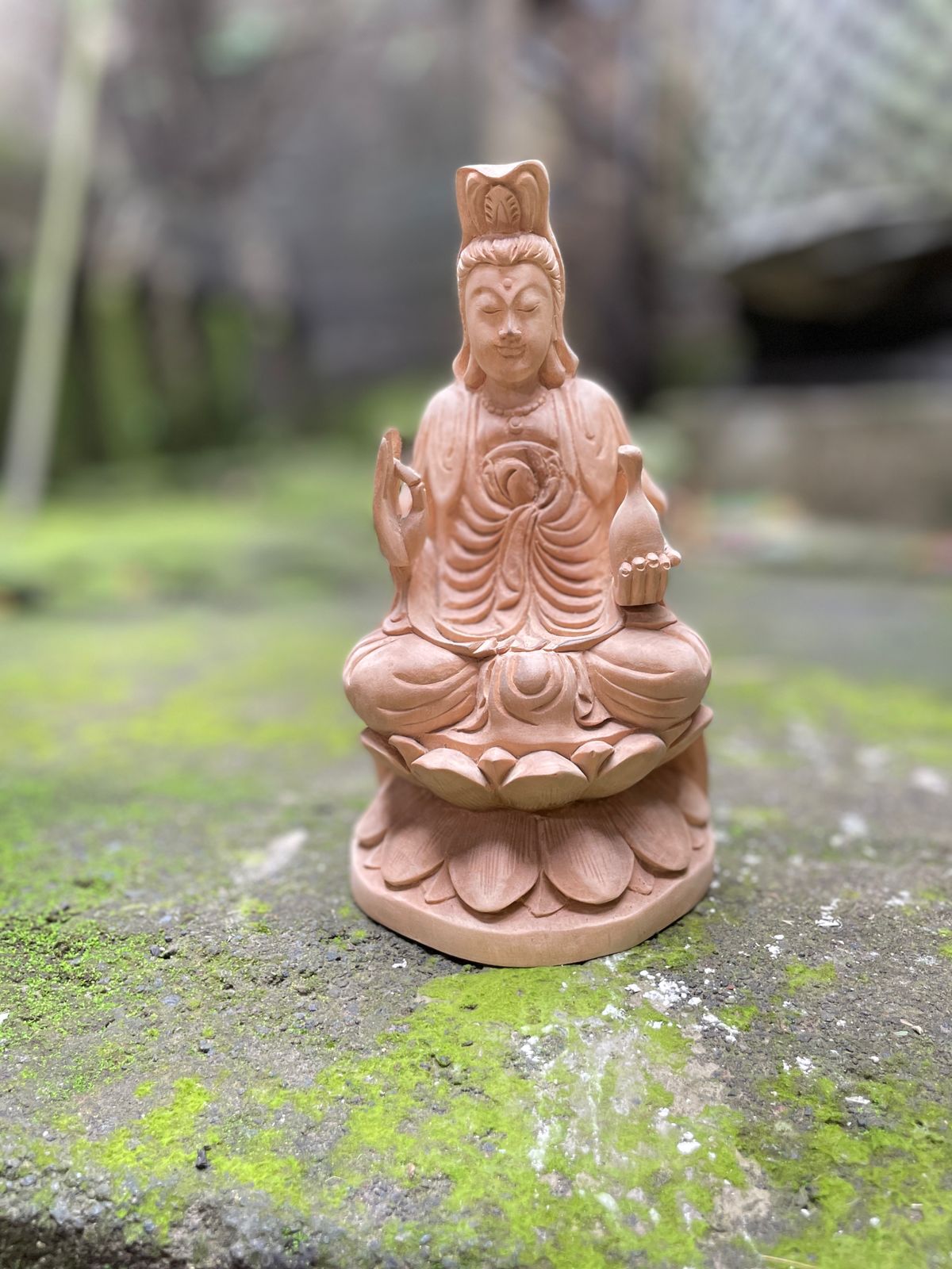Kwan In Statue