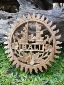 Wisnu Statue Wood Carving