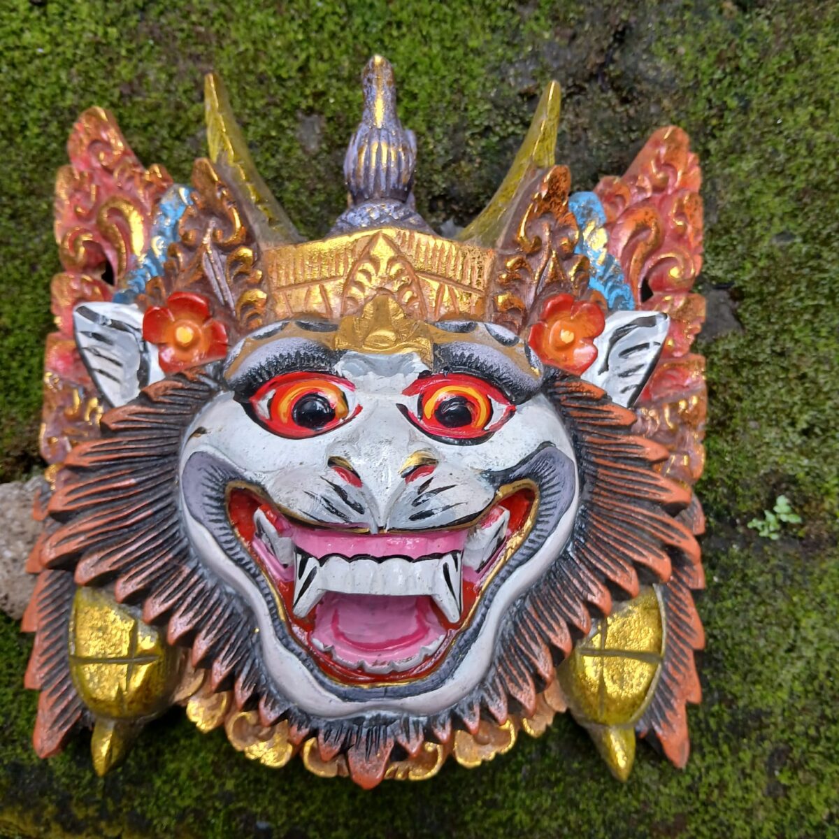 Hanoman Mask Wood Carving – Balinese Wall Decor ,Hand-Carved Monkey God Art ,Hindu Mythology Home Decor ,Spiritual Mask Wall Hanging
