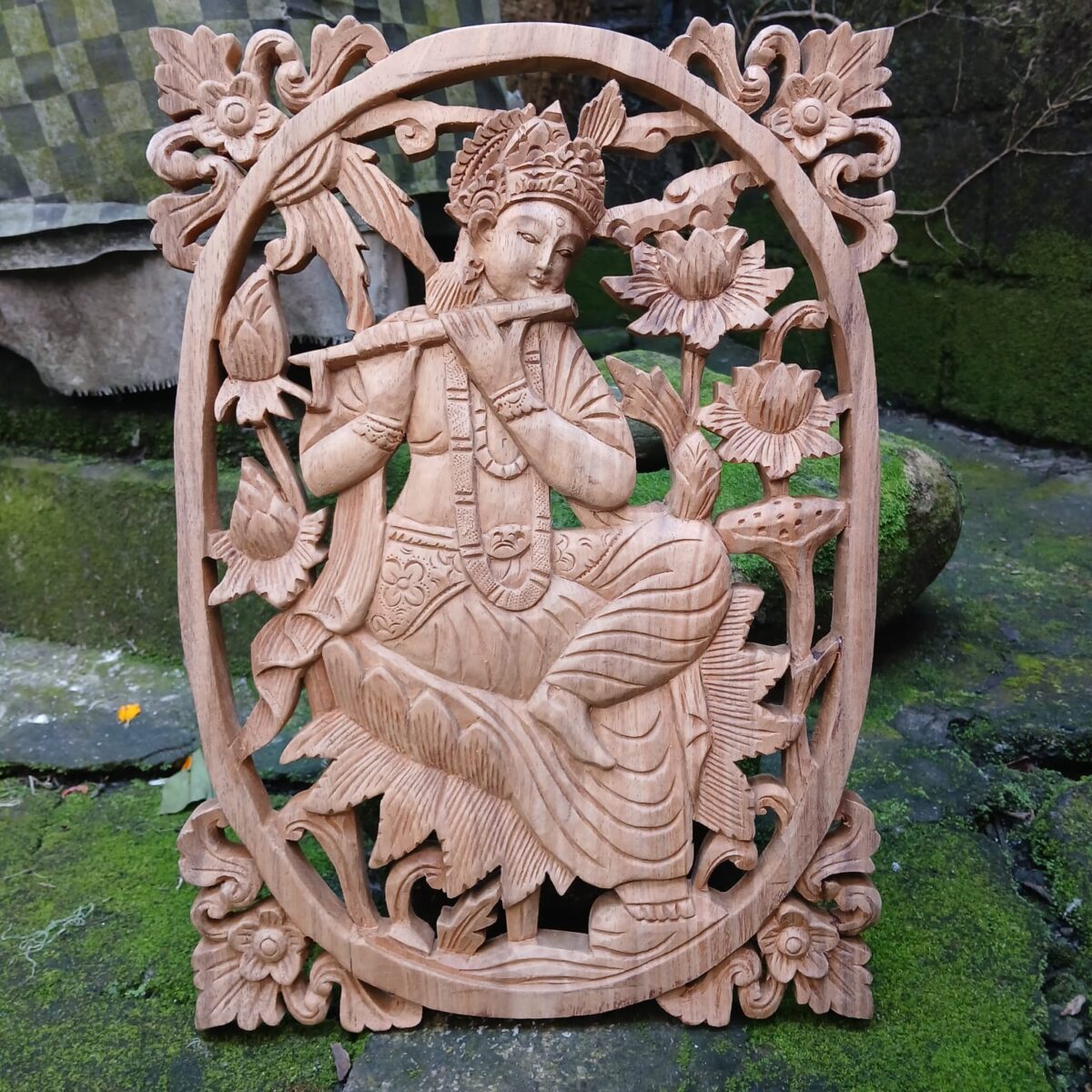 Lord Krishna Wood Wall Decor – Hand-Carved Hindu Art, Spiritual Wall Hanging
