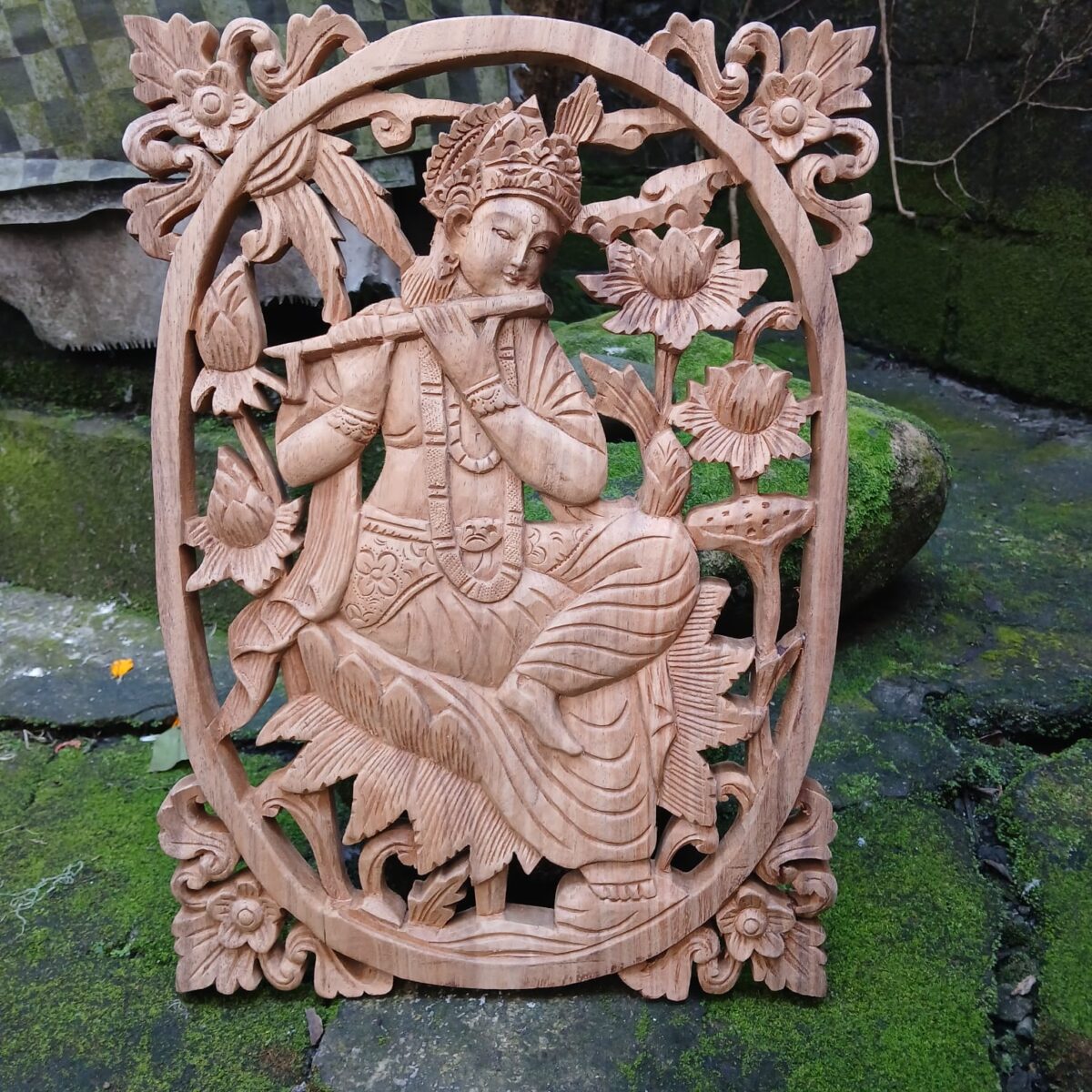 Lord Krishna Wood Wall Decor – Hand-Carved Hindu Art, Spiritual Wall Hanging