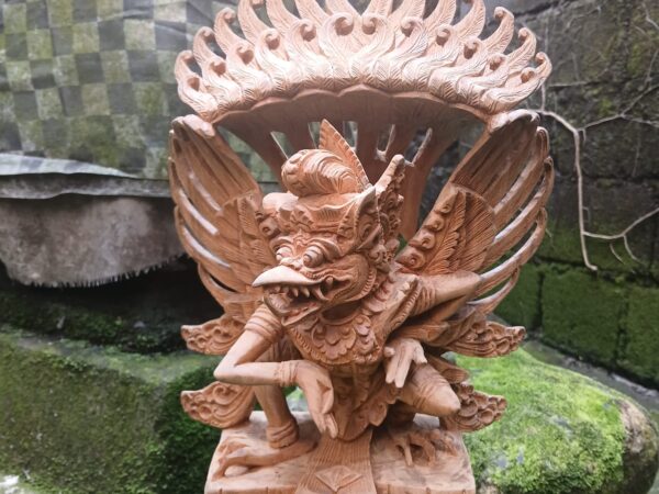 Hand‑Carved Balinese Wooden Garuda Statue – Vishnu’s Mythical Eagle, Traditional Home Décor
