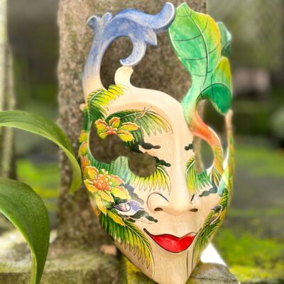 Colorful Abstract Face Mask Wall Art – Handcrafted Decorative Mask, Modern Tribal Home Decor, Unique Painted Wall Sculpture