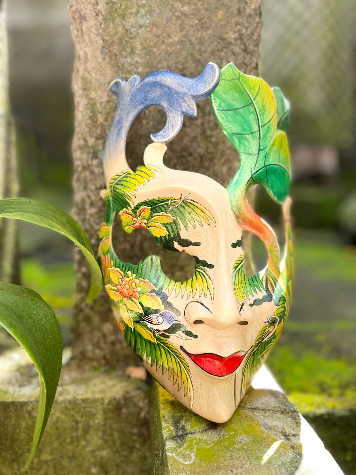 Colorful Abstract Face Mask Wall Art – Handcrafted Decorative Mask, Modern Tribal Home Decor, Unique Painted Wall Sculpture